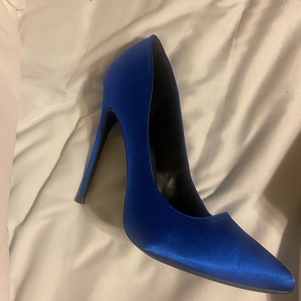 Elizabet Tang High Heel Pump